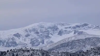 Konya’nın meşhur geçidinde lapa lapa kar yağıyor