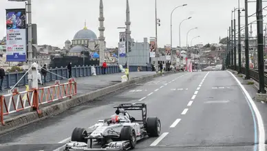 Formula 1 yeniden İstanbul'a geliyor. Anlaşma tamamlandı, takvime girdi