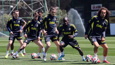 Fenerbahçe hazırlıkları tamamladı: Özel uçak ile Konya'ya geliyorlar