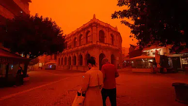 Yunanistan'ı renklendirmişti: Türkiye kızıla boyanacak