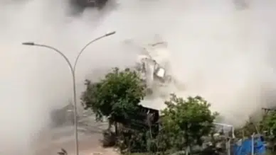 Kontrolsüz yıkım faciaya davetiye çıkardı: Kadın son anda kaçtı
