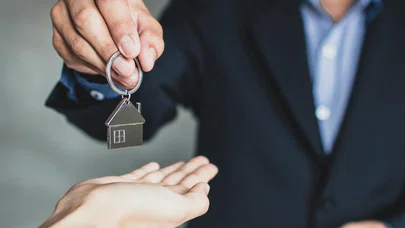 Yabancıya konut satışı 10 yılın dibini gördü
