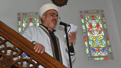 Diyanet'ten Manifest teşhirciliğine özel hutbe: Çıplaklık uyarısı