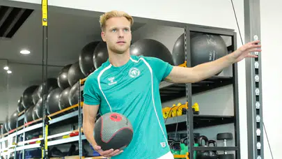 Konyaspor'da büyük şok: Oyuncu kampı terk etti