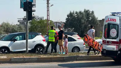 Konya'da otomobil kırmızı ışıkta duran araca çarptı: 2 yaralı