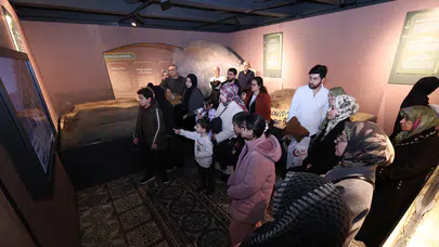 Konyalılar, Taş Bina'da duygulandıran sergiye akın ediyor