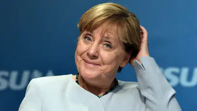 Merkel’in 65 bin Euro'luk makyaj giderleri Almanya'da olay çıkardı