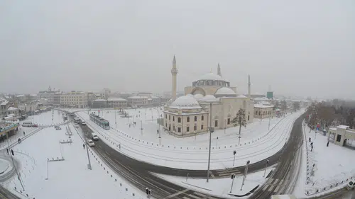 Konya’nın efsane kışı: Yağan kar 109 gün yerde kaldı