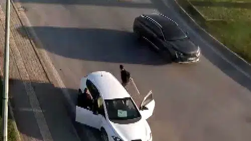 Polise sopayla saldırmıştı: O sürücü tutuklandı