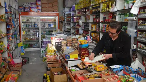 Kahraman bakkal marketlere karşı: Perakende savaşı yeniden ısınıyor