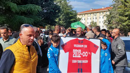 Konya'da Aksoy ailesinin acı günü: Genç futbolcu defnedildi