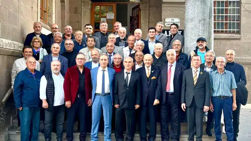 Konya Lisesi Mezunları ve Mensupları Derneği'nde Özkan Özkaymak dönemi