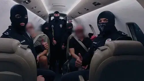 Kımızı bültenle aranan uyuşturucu baronları kıskıvrak yakalandı