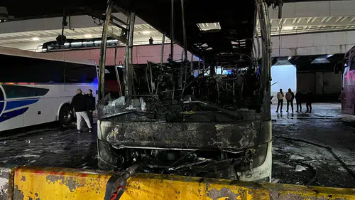 Ankara otoğarında otobüs böle yandı: Panik yaşandı