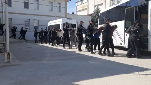Konya büyük operasyona sahne oldu: 424 zehir taciri tutuklandı