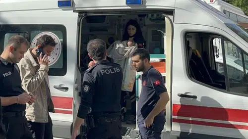 Bir annenin vicdansızlığı 'Pes' dedirtti: 'Babası gelip şimdi bunu alacak'