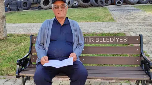 Konyalı vatandaş yaşadığını ispatlamaya çalışıyor