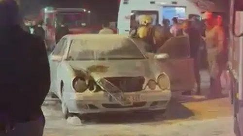 Eşiyle kavga etti, otomobiliyle birlikte kendini  yaktı