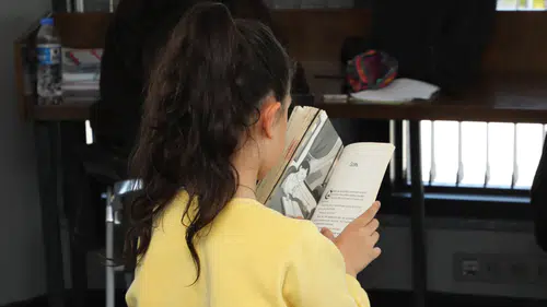 Karatay'da öğrenciler kütüphaneden dijital randevu alıyor