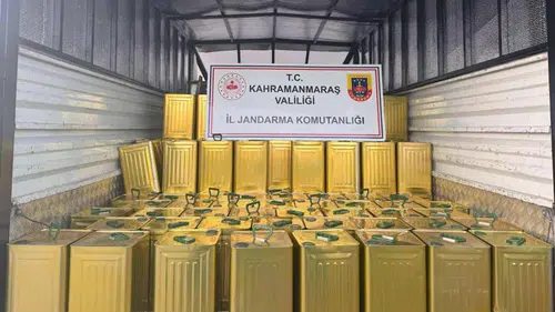 İnsanları zehirleyeceklerdi: 200 teneke sahte zeytinyağı