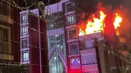 O dairede yaşlı bir çift oturuyordu: Konya'da apartmandan alevler yükseldi
