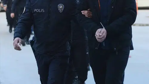 Rüşvetle hükümlü dosyalarında usulsüzlük: Adliye personeline operasyon: 22 gözaltı