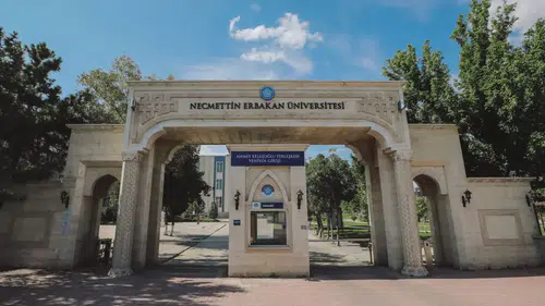 Necmettin Erbakan Üniversitesi burs başvuruları başladı