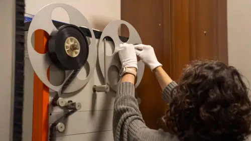 Osmanlı'nın yıkılışı Cumhuriyetin kuruluşunda çekilen 13 bin 500 kutu filmi kamuoyuna açılacak