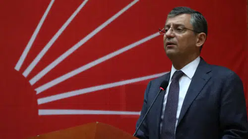 Suların durulmadığı CHP'de ilk yurt dışı mitinginin adresi belli oldu