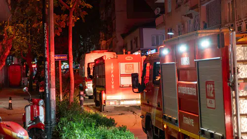 Eşine kızıp evi ateşe verdi: Komşuları dumandan zehirlendi