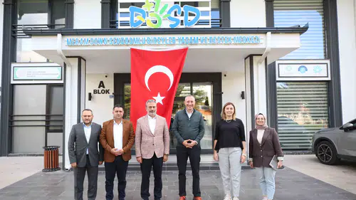 DOSD Meram iki önemli yazarı konuk etti