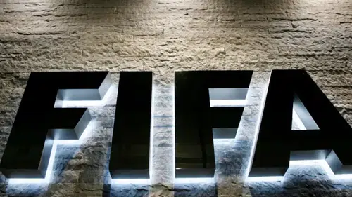 FIFA Türk Süper Lig ekiplerine  ceza yağdırdı