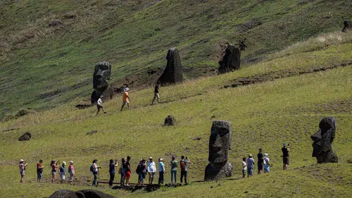 Heykel yürür mü? 4 tonluk Moai heykellerinin sırrı çözüldü
