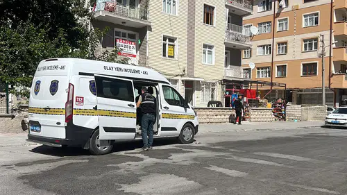 Konya'da sokak ortasında bıçaklı kavga: 1 yaralı