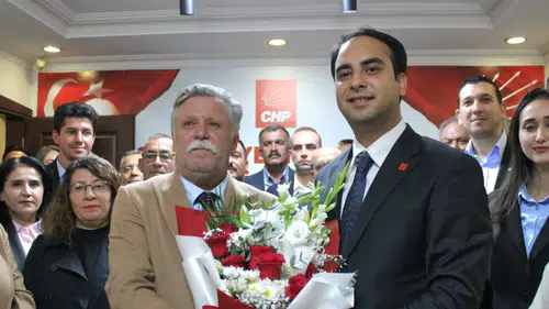 CHP Konya’da, bayrak değişimi: Türktaş görevi devraldı