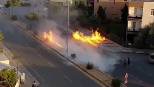 İnternet altyapı çalışması yapılıyordu: Yol alev aldı