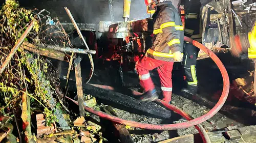 Yıldırım 2 aracı 'pert' etti: Araçlar böyle küle döndü