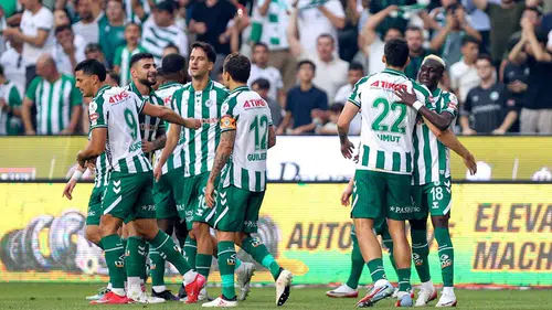 Konyasporlu Adil ile Ndao savunmalarını verdi!