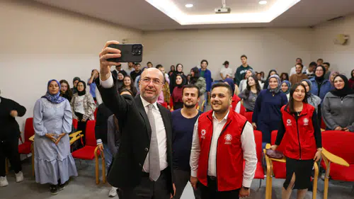 Konya'da gençlere Selçuklu Vizyonu anlatıldı: Başkan Pekyatırmacı sahada