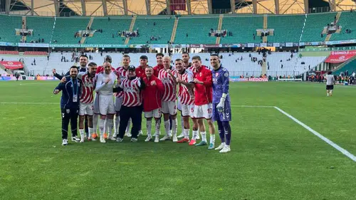 Samsunsporlu oyuncuya Konyaspor maçındaki hareketi için ödül verildi!