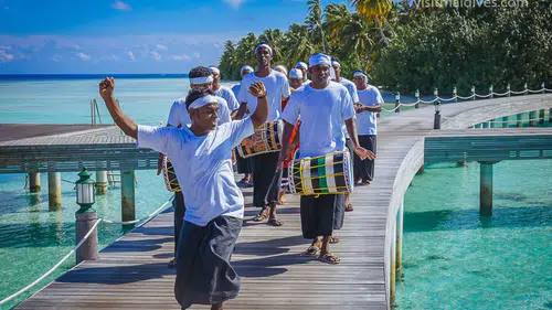 O ülkede 1 Ocak 2007’den sonra doğanlara sigara yasaklandı