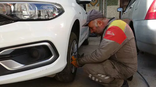 Kış lastiği zorunluluğu: 15 kasım öncesi lastikçilerde yoğunluk