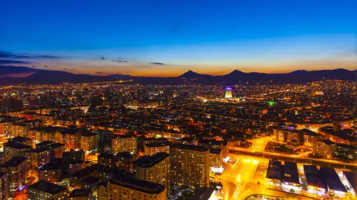 Konya'nın merkezinde satılık otel: Sahibi 77 milyon TL istiyor