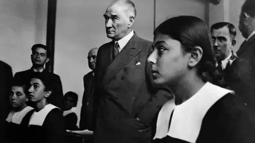 Kutlu olsun: Bugün 24 Kasım öğretmenler günü