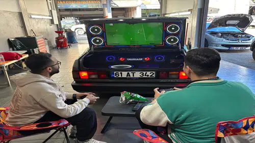 LCS TV, ses sistemi, oyun konsolu: Bu arabanın fiyatı 1 milyon