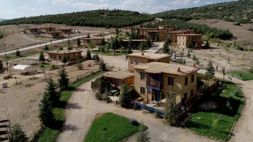 Konya’nın kerpiç evleri sanatçıları ağırlıyor: Anadolu'nun kalbi burada atıyor