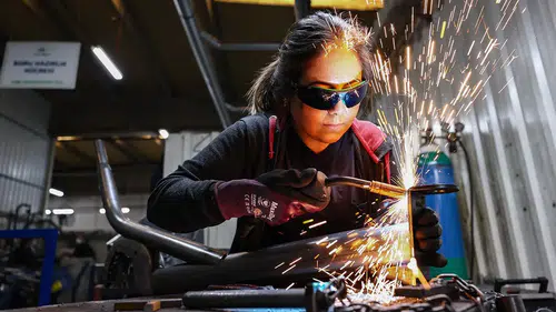 Üretiyorlar, satıyorlar: Konya girişimci kadınlar için yeni yatırım merkezi oldu