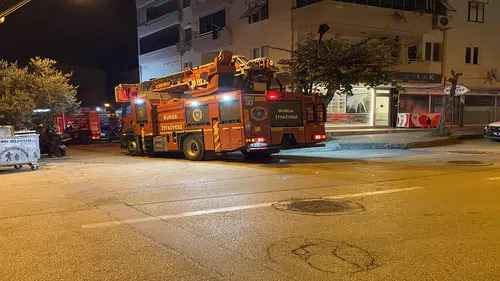 Aynı apartmanda 6. yangın: Apartman sakinleri evlerine giremiyor