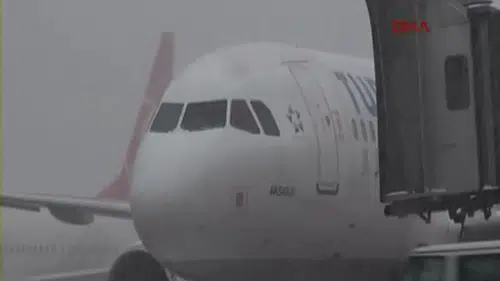 İstanbul Havalimanı: "Uçakta bomba var" paniği