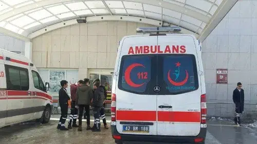 Konya'da acı kaza! Minibüste bulunan 29 öğrenci yaralandı